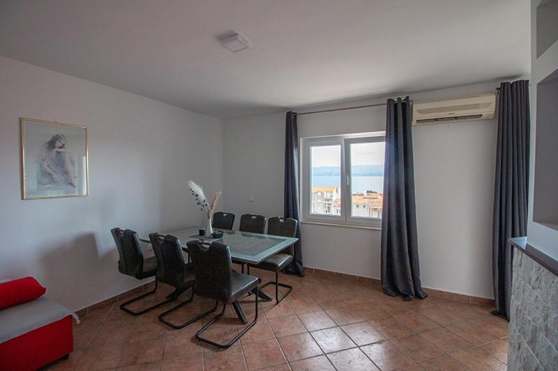 Apartment Zvjezdana Omis Ngoại thất bức ảnh
