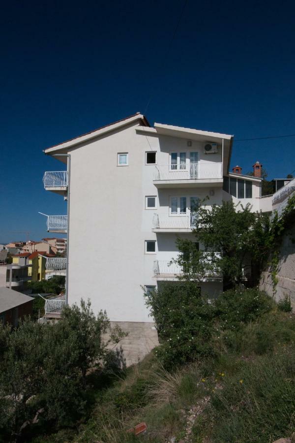 Apartment Zvjezdana Omis Ngoại thất bức ảnh